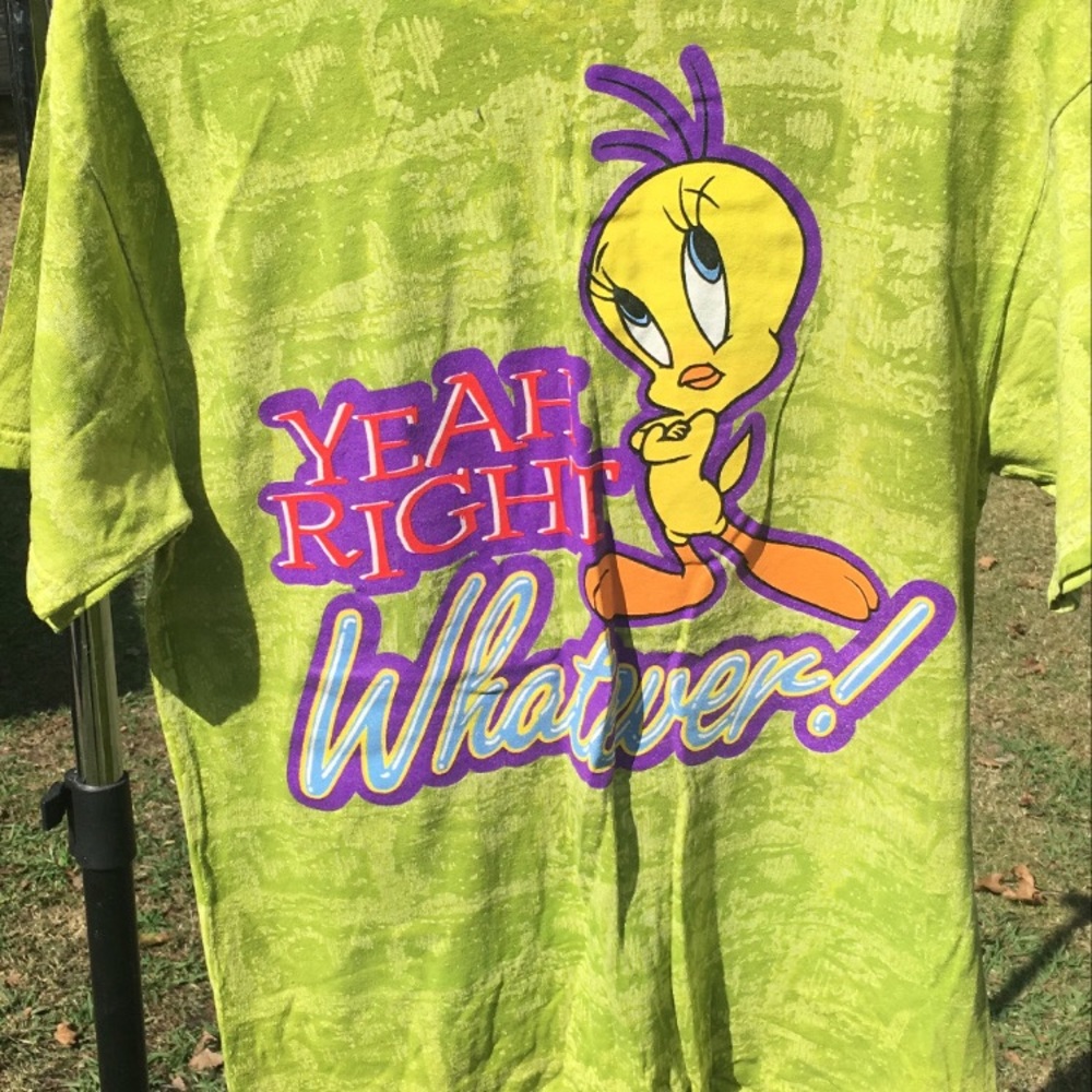 Vintage tweety shirt